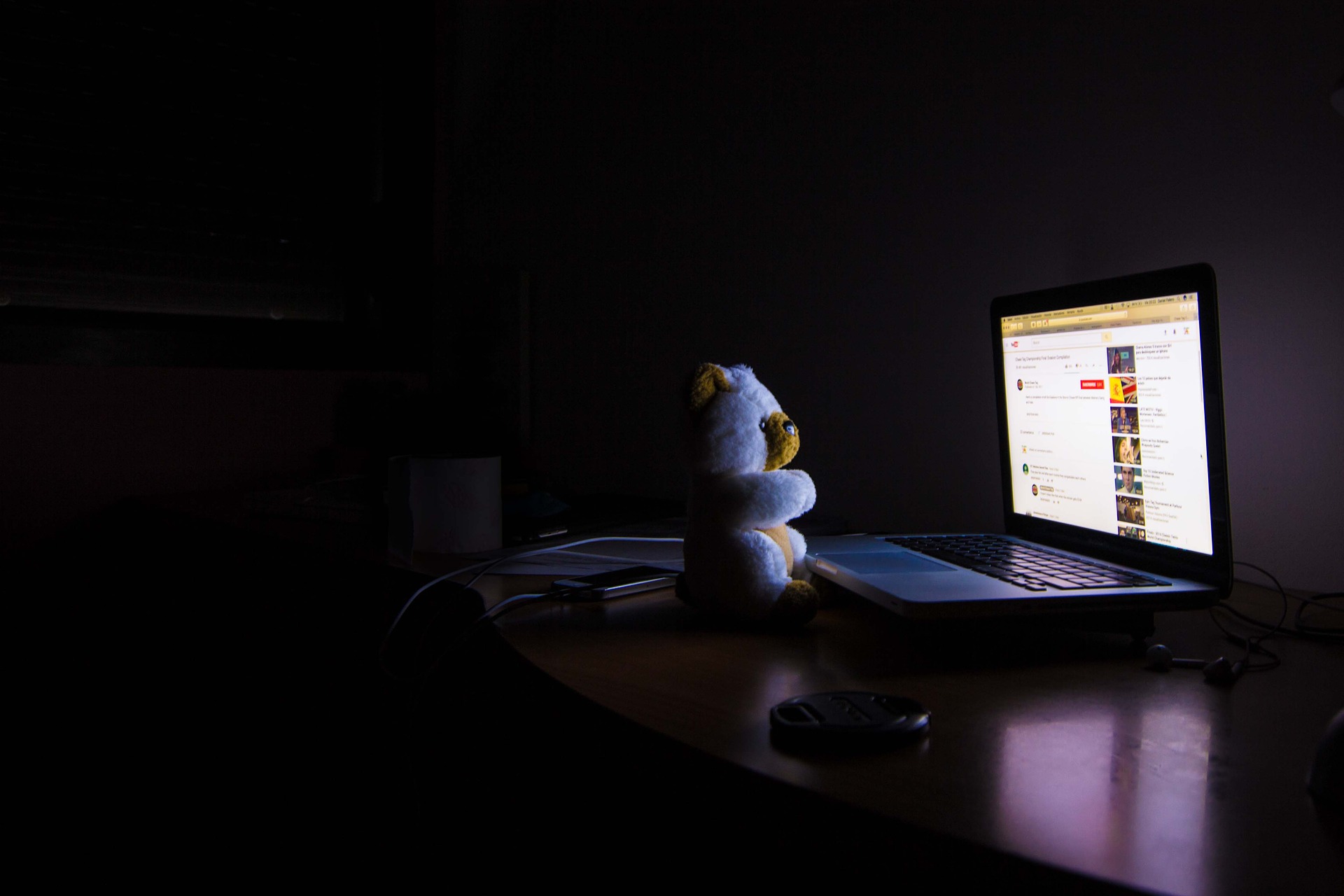 Stop Obsessing and Get a Good Night’s Sleep